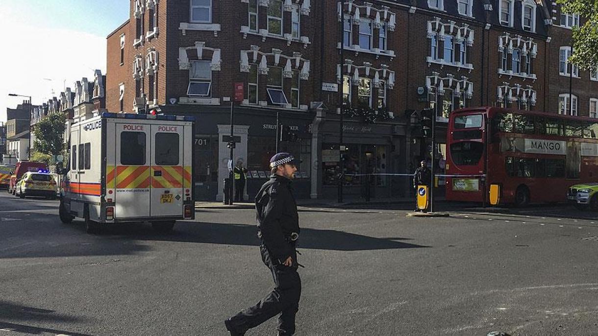 Llega a 5 el número de los arrestados en el Reino Unido debido al ataque de bomba de Londres