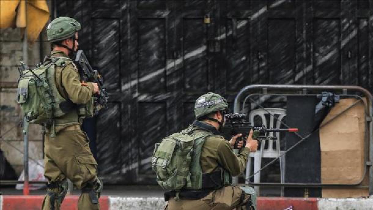 Agentes de segurança israelenses continuam detendo palestinos