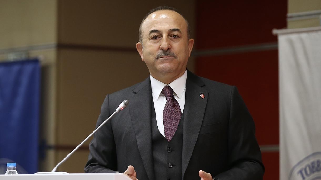 Çavuşoğlu critica fuertemente a los países árabes sobre el tema del Golán