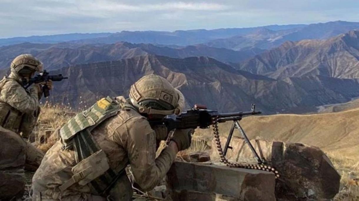 دو تروریست در وان از پای درآمدند