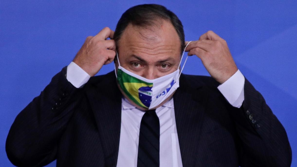 Ministro da Saúde do Brasil teste positivo para coronavírus