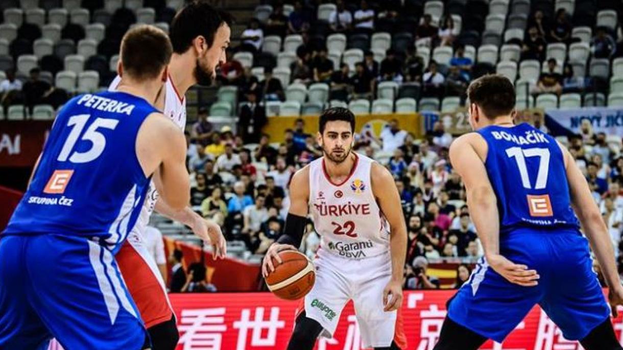Турција изгуби од Чешка и рано се збогува со СП ФИБА 2019