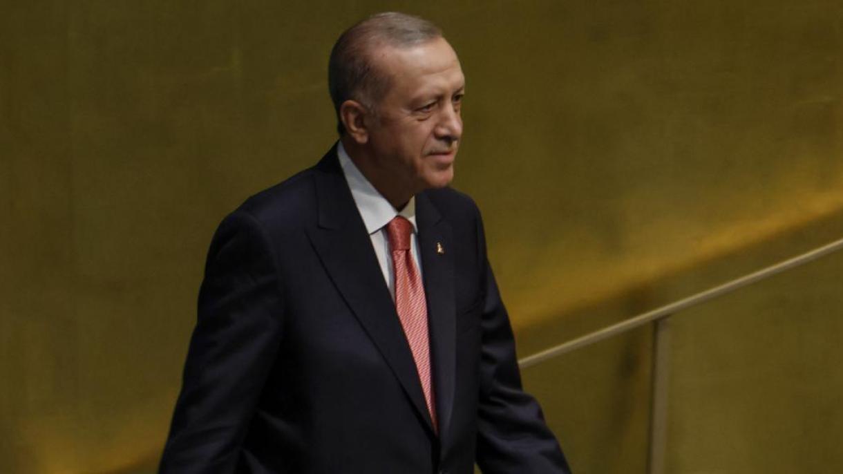 Президент Режеп Таййип Эрдоган журналисттердин суроолоруна жооп берди