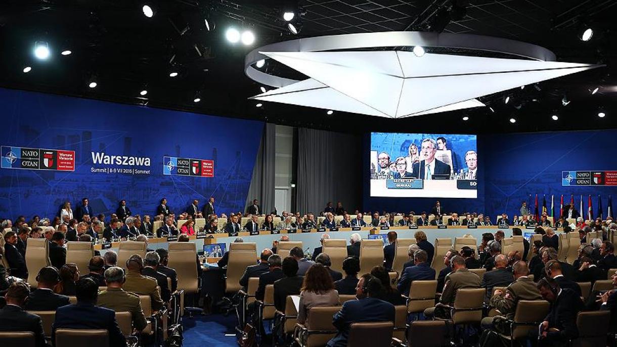 НАТО ќе испрати по еден баталјон во Полска и Балтичките земји