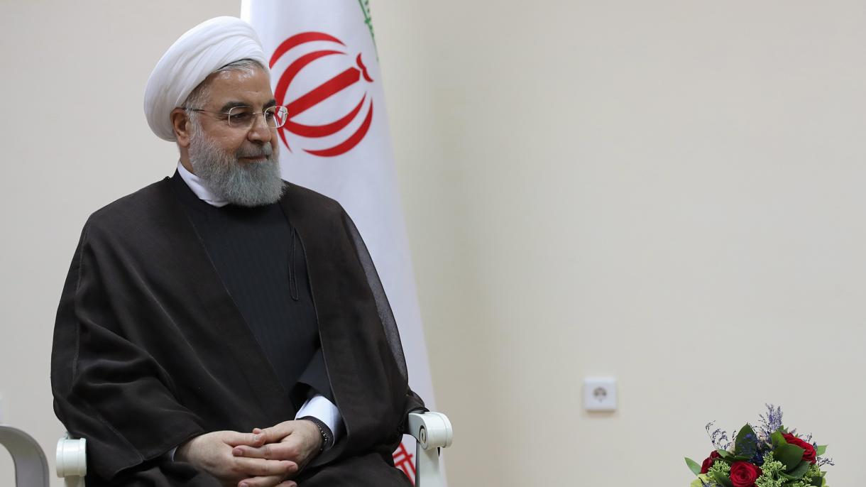 استعفای ظریف از سوی روحانی پذیرفته نشد