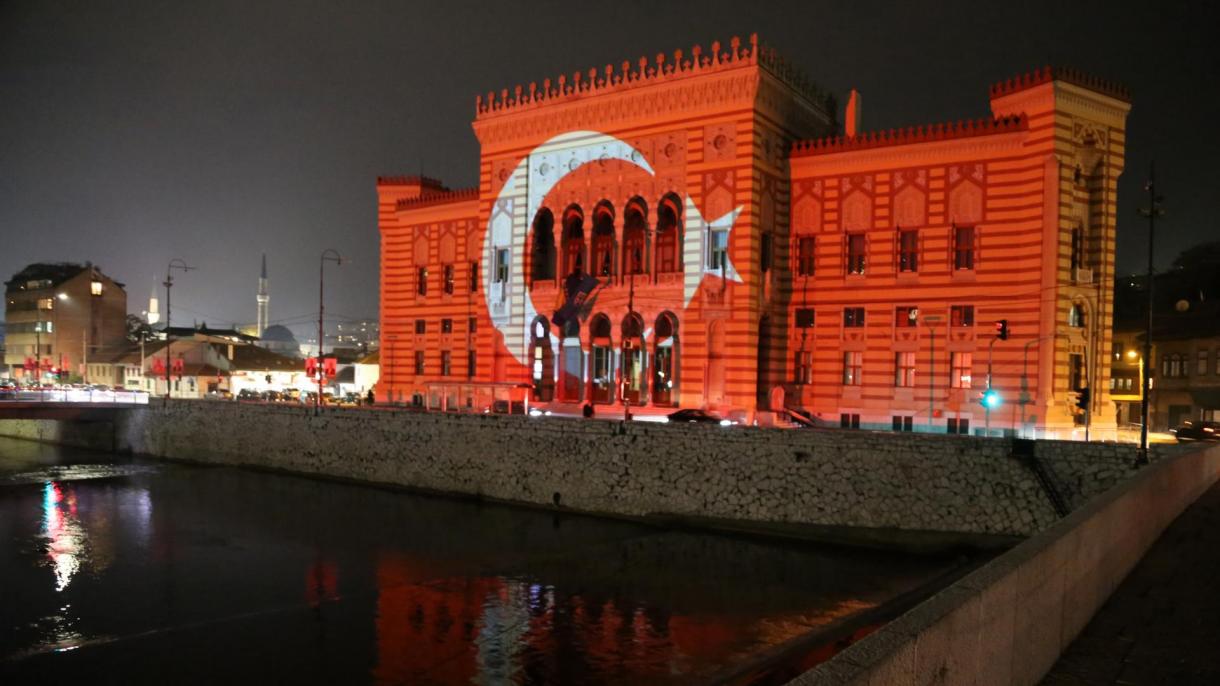 باكۇدىكى سىمۋوللۇق بىنالارغا تۈركىيە بايرىقى چۈشۈرۈلدى
