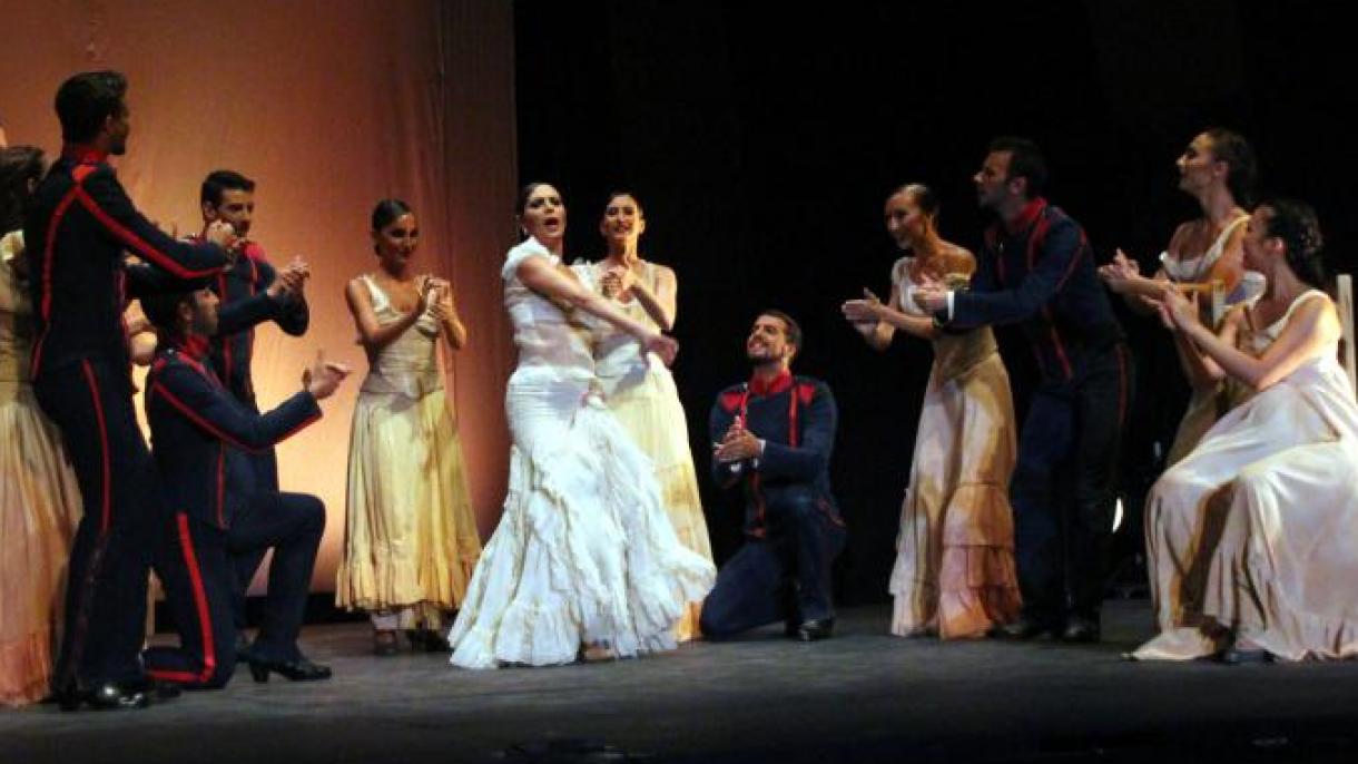 El Grupo de Baile Aída Gómez de España ha encantado a los espectadores en Bodrum
