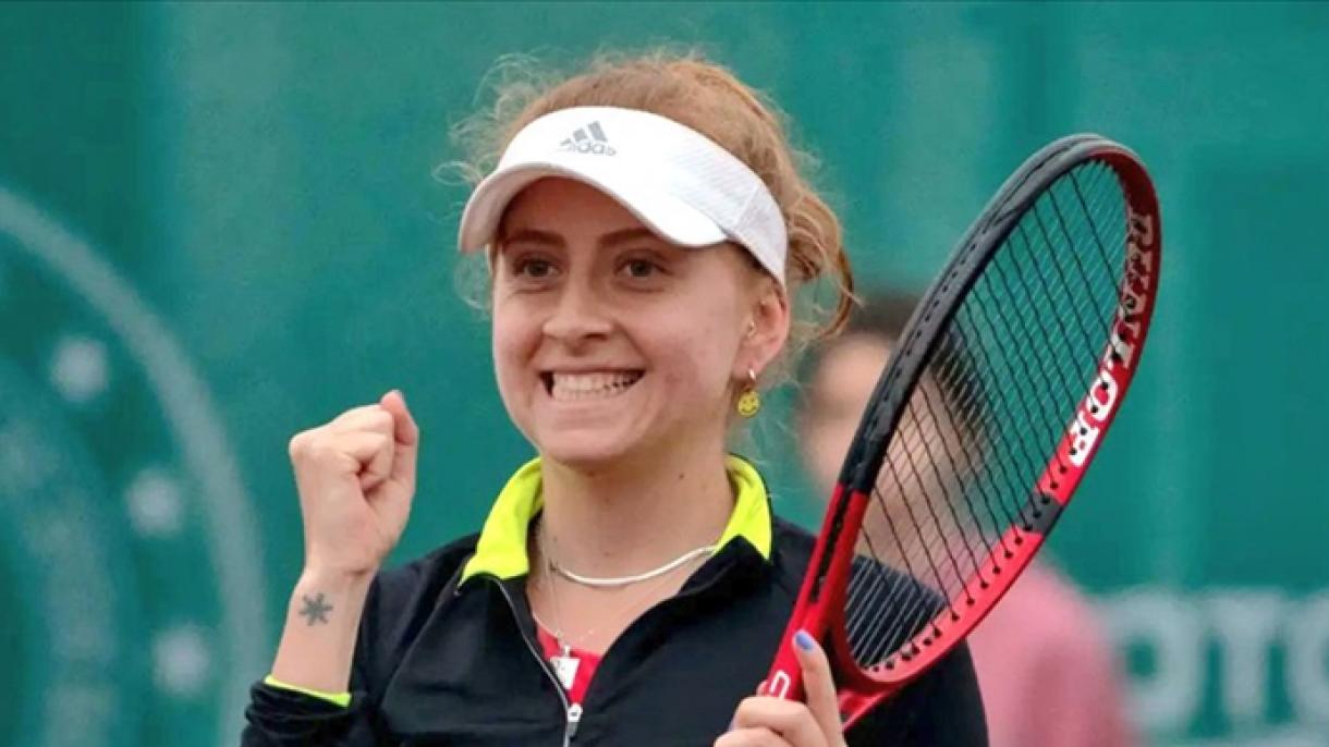 La tenista nacional Berfu Cengiz fue campeona en México