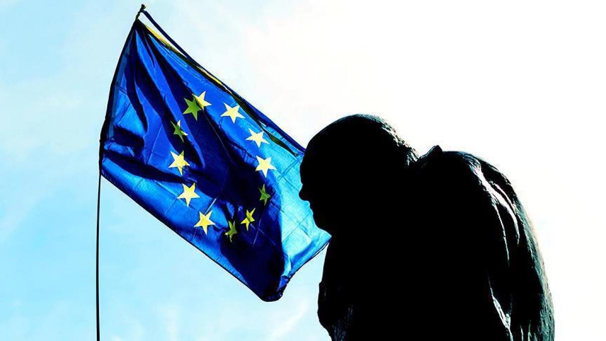 رویکرد دوگانه اروپا در قبال دموکراسی