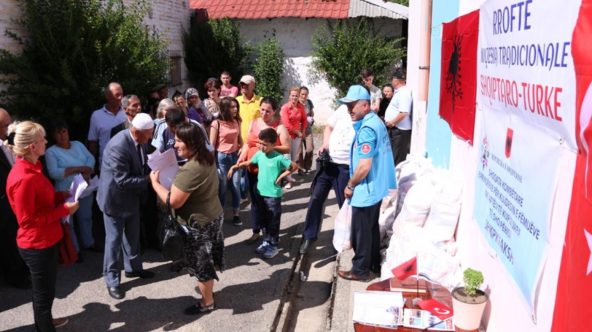Diyanet Vakfı Arnavutlukta ramazan yardımı_04.jpg