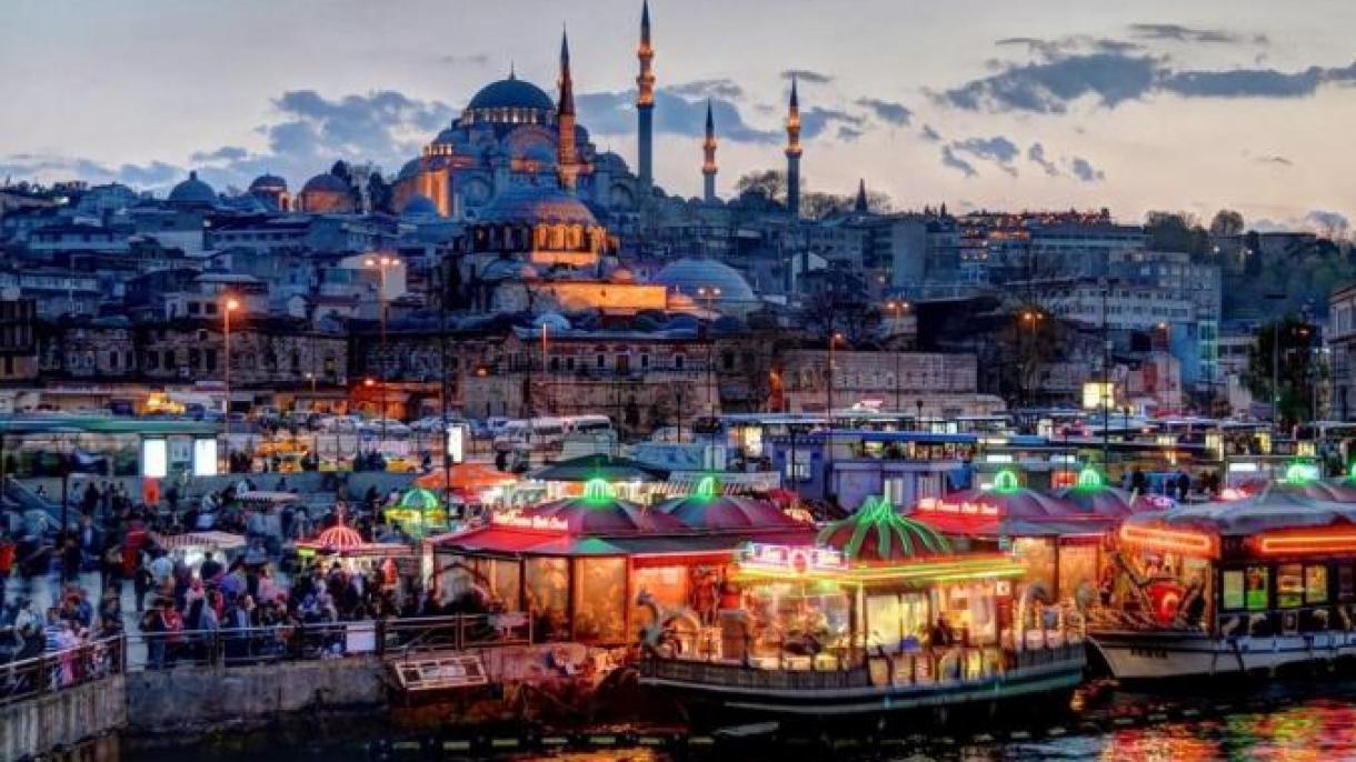 در هشت ماه سال جاری بیش از سی و یک میلیون توریست خارجی به ترکیه سفر کردند