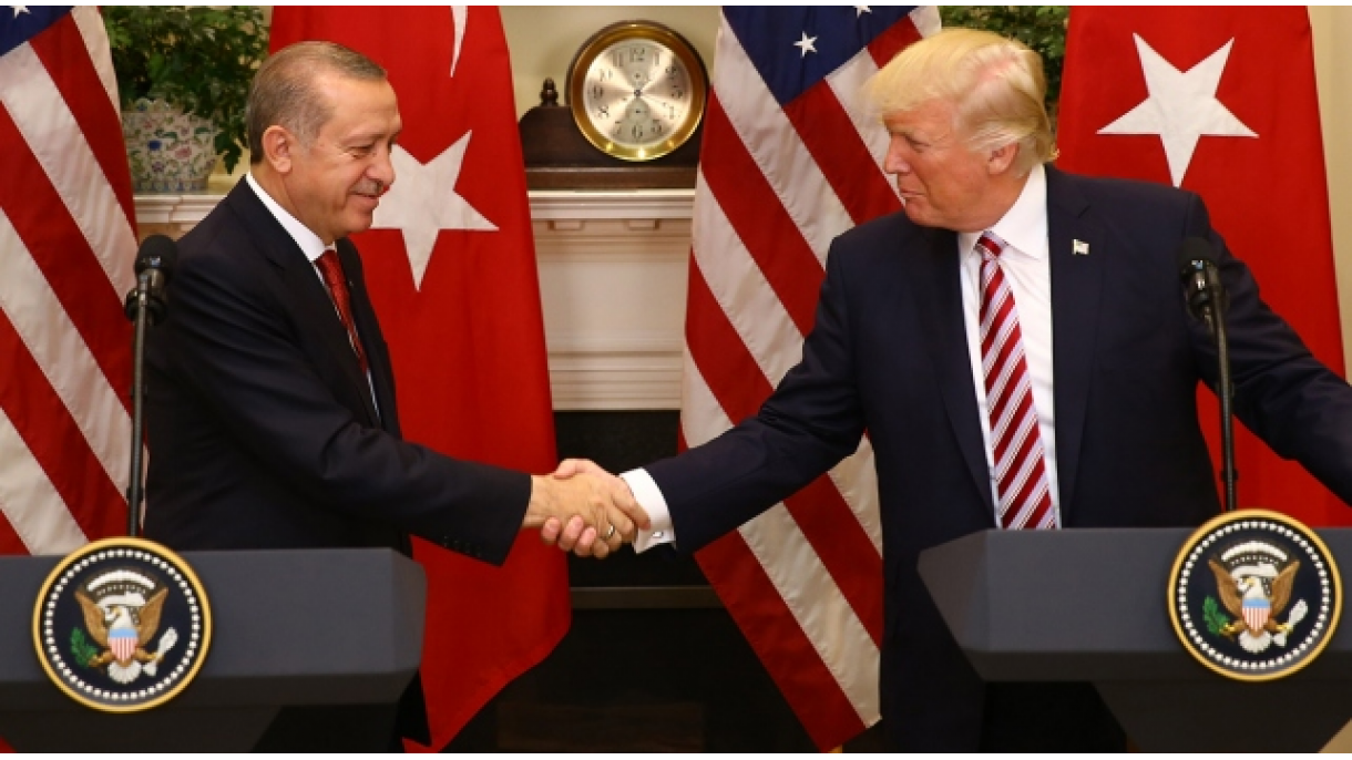 Ердоган и Тръмп разговаряха по телефона...