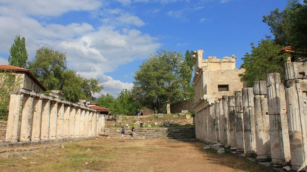 Sebasteion, Afrodisias.jpg
