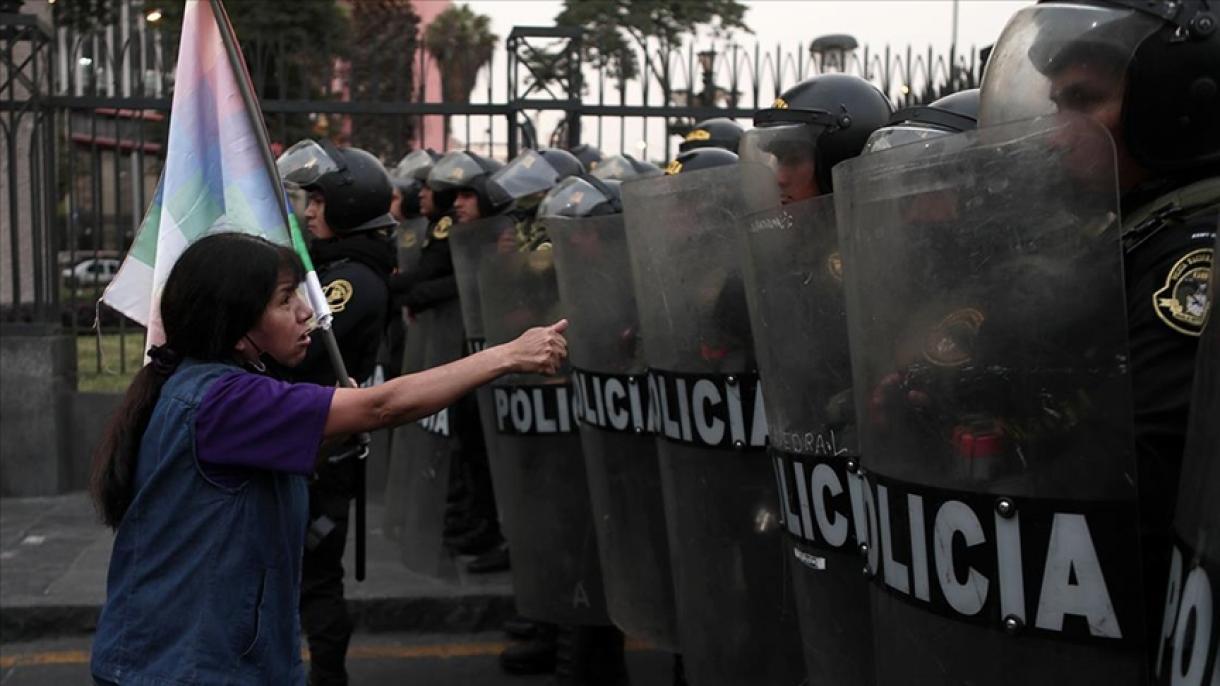 秘鲁示威游行持续发酵:18人死亡