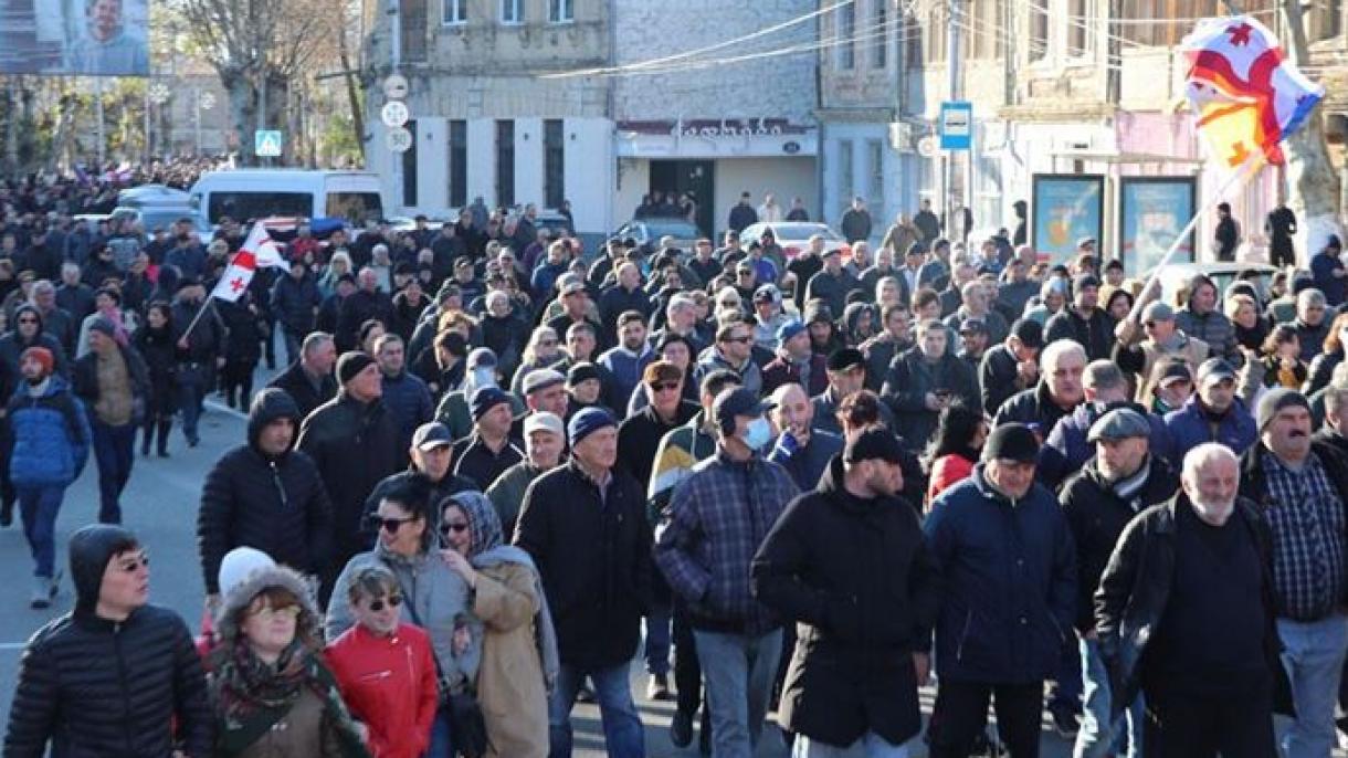 საქართველოს ოპოზიციამ გუშინ ქუთაისში გამართა მიტინგი
