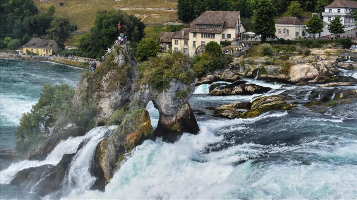 Ujëvara e Rajnës, më e vizituara në Evropë
