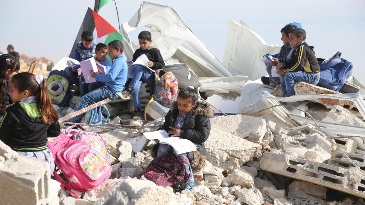 Izraelske snage srušile dio palestinske škole u Istočnom Jeruzalemu