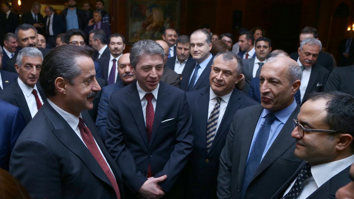 Türkiyәnin Kənd Təsərrüfatı naziri Faruk Çelik Azərbaycana sәfәr edib