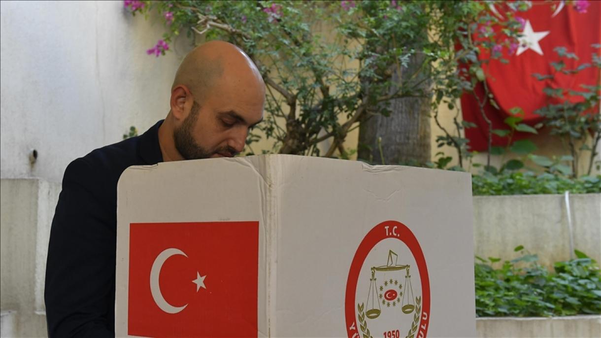 رای‌گیری انتخابات ریاست جمهوری و پارلمانی ترکیه در لبنان آغاز شد