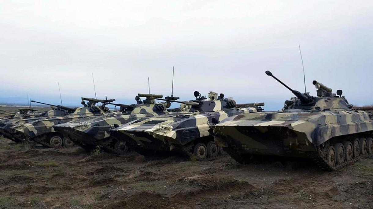 Продолжуваат воените маневри на азербејџанската армија со учество на 20 илјади војници