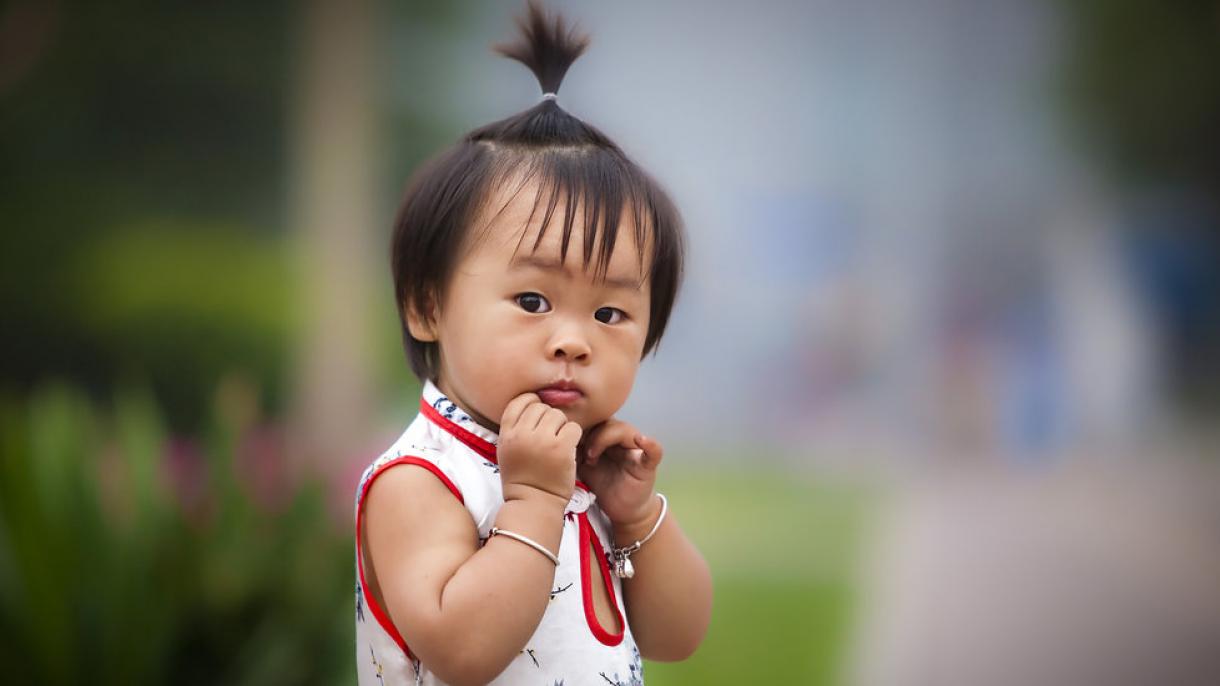 چین میں شرح آبادی میں کمی کے بعد حکومت نے 3 بچے پیدا کرنے کی اجازت دے دی