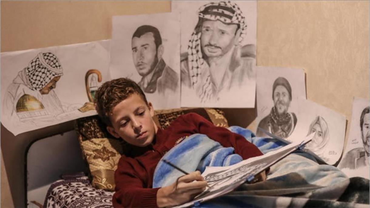 نقاشی شخصیت‌های بزرگ فلسطین توسط نوجوان 13 ساله فلسطینی