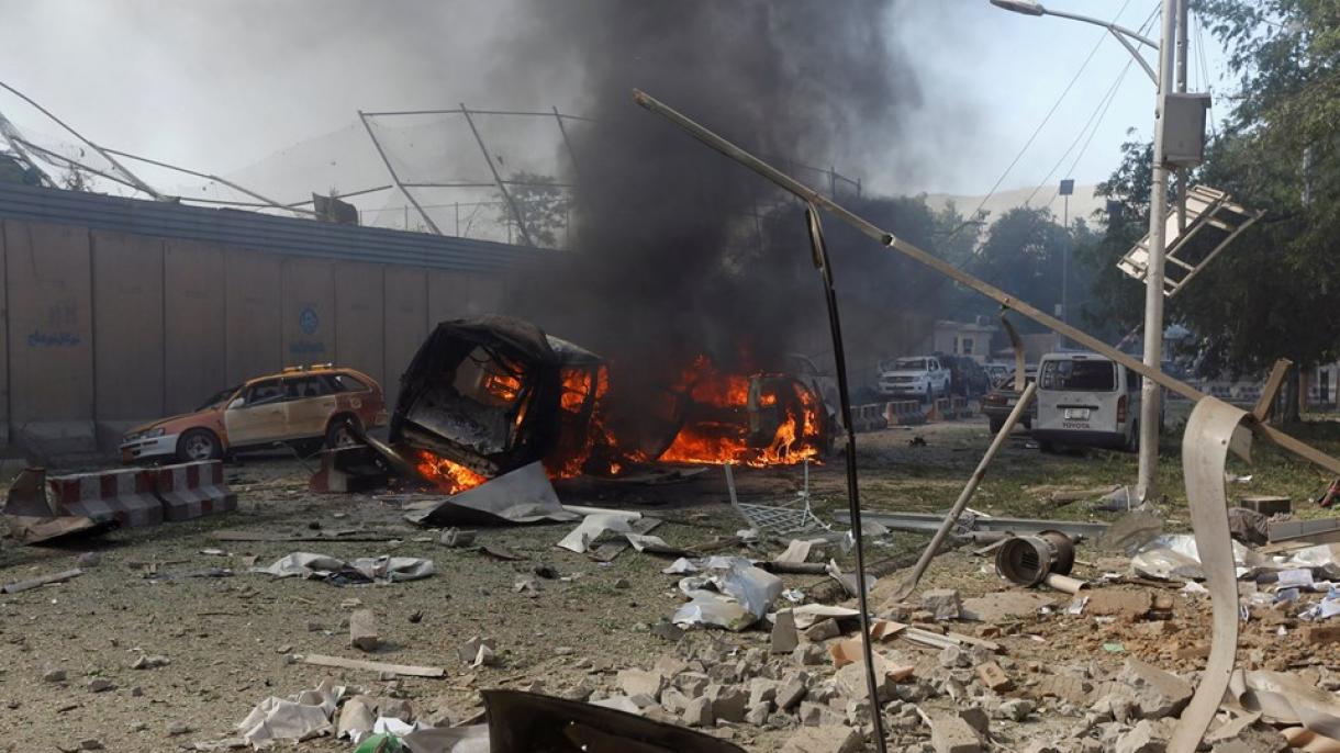 阿富汗一军事基地发生汽车炸弹袭击事件