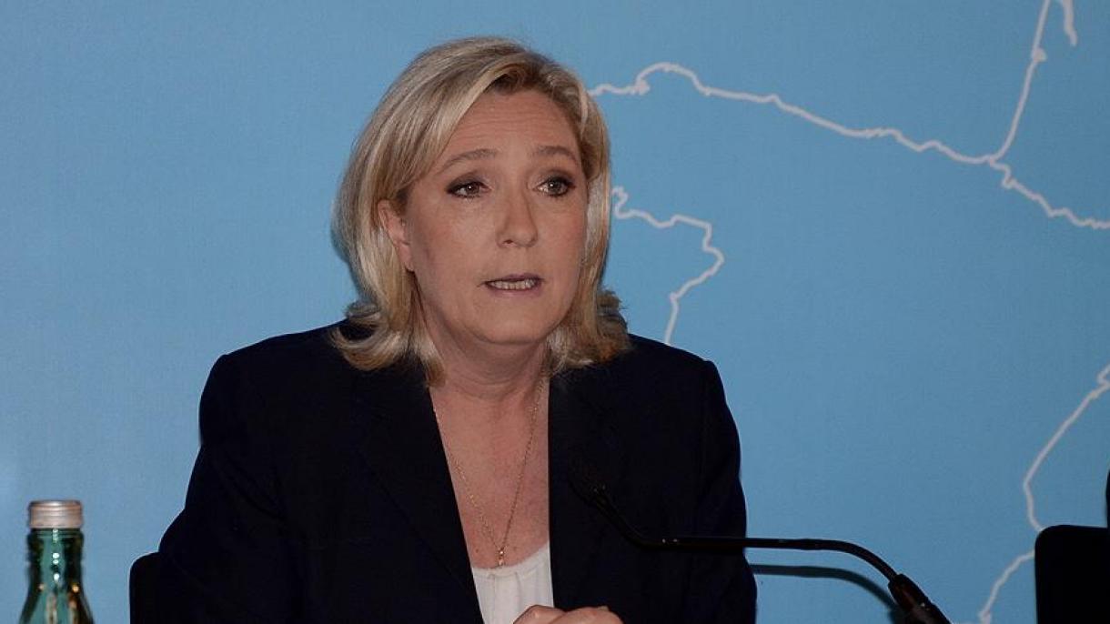 Η Μαρίν Λε Πεν διεκδικεί τη γαλλική προεδρία