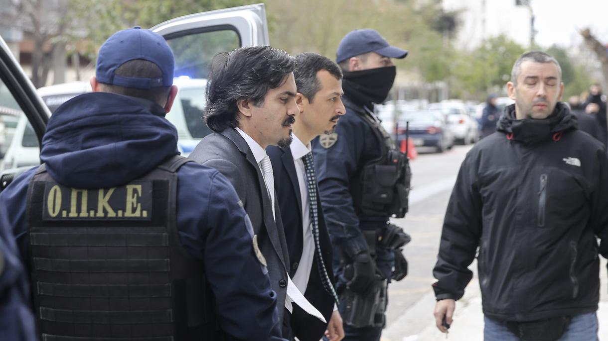 دادگاه اداری آتن بازداشت موقت 8 کودتا گر فراری از ترکیه را تمدید کرد