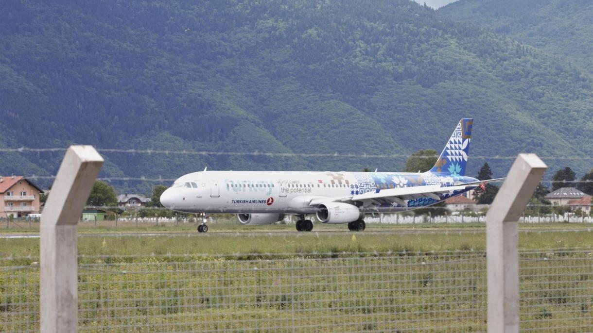 Nakon skoro tri mjeseca: U Sarajevo sletio avion "Turkish Airlinesa" iz Istanbula