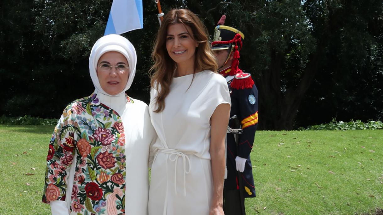 emine erdogan-juliana awada.jpg