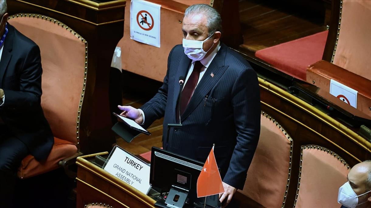 "Ce ne sont pas de belles paroles qui changeront notre monde mais des actions égalitaires et justes"