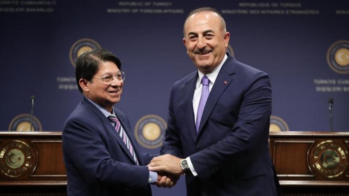 Cancilleres de Turquía y Nicaragua se comprometen a estrechar relaciones