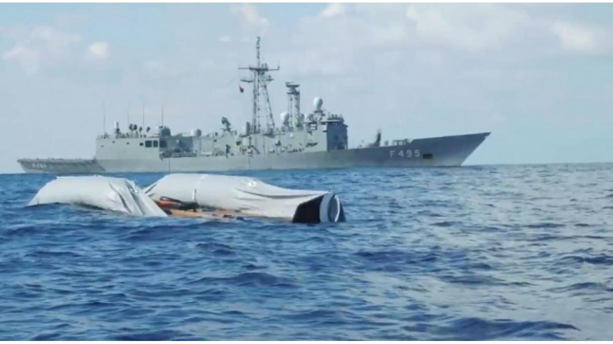 A fragata Gediz se junta aos esforços de busca e resgate em águas da Líbia