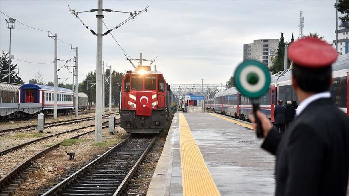 ترکیه و آذربایجان خط تولید مشترک واگن باری راه‌اندازی می‌کنند