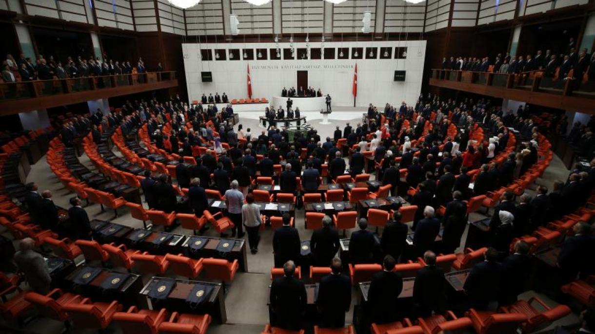 TBMM-dә 15 İyul Demokratiya vә Milli Birlik Günü ilә әlaqәdar xüsusi iclas keçirilib