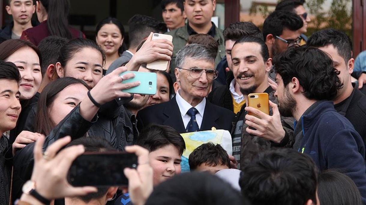 Sancar: o mundo turco desempenha um grande papel no meu sucesso