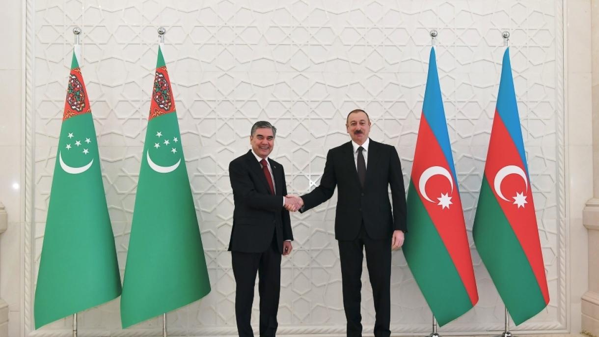 Qurbanqulu Berdiməhəmmədov və İlham Əliyev_03.jpg