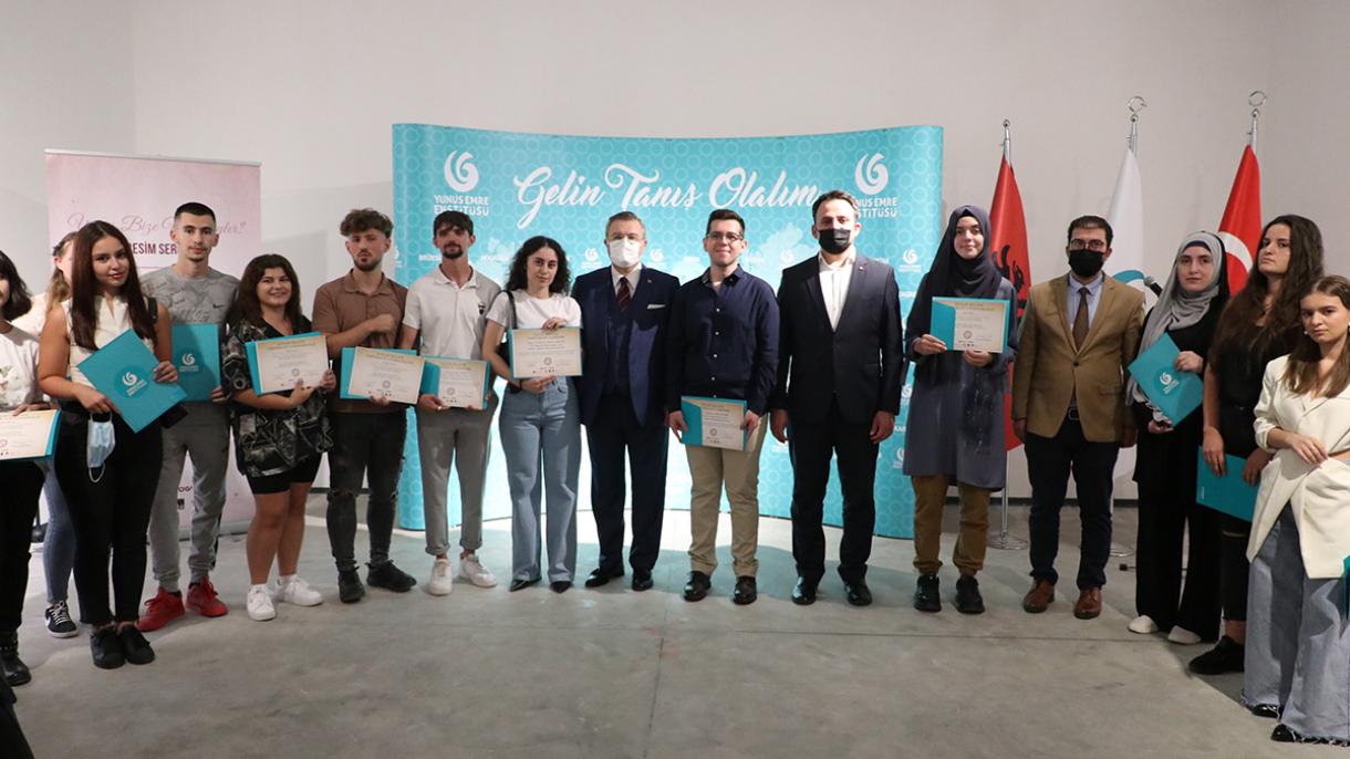 Arnavutluk_Yunus Emre_resim sergisi_2.jpg