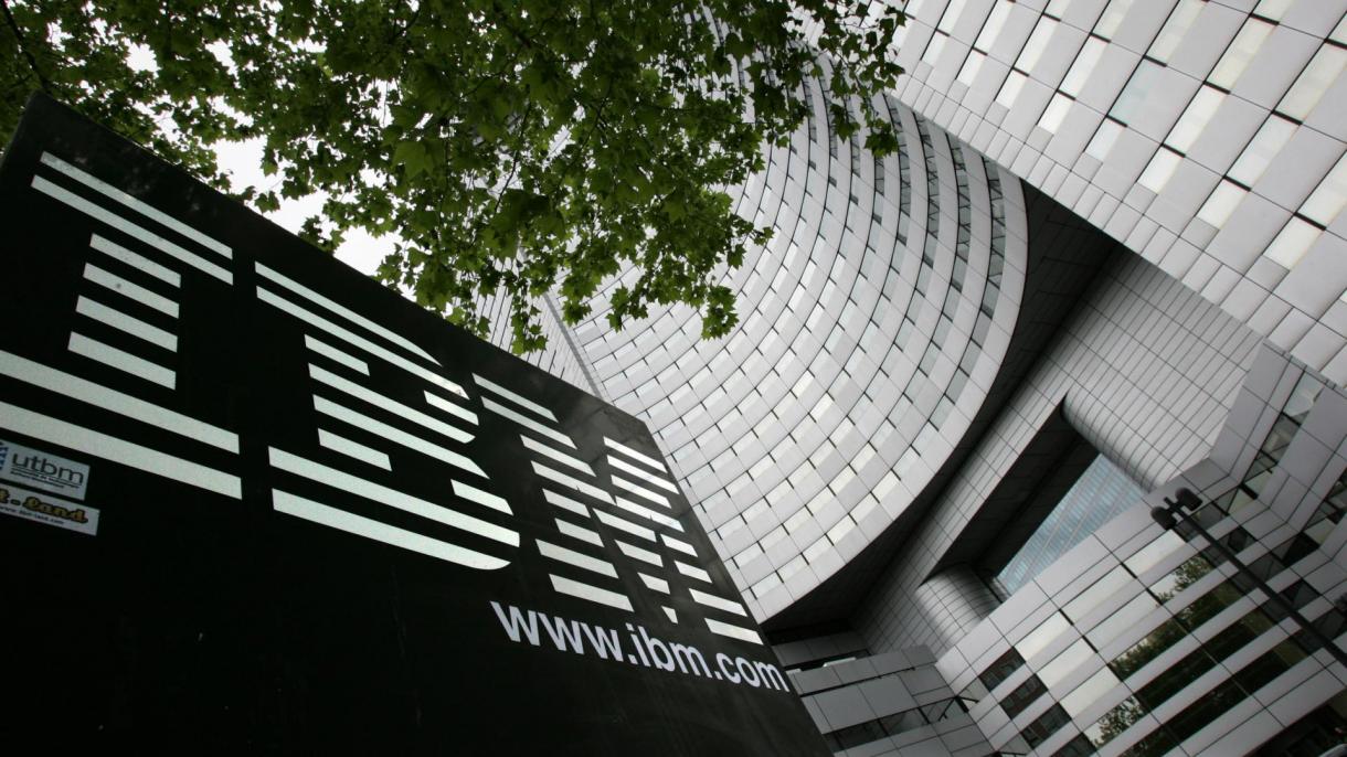 Kivonul az orosz piacról az IBM