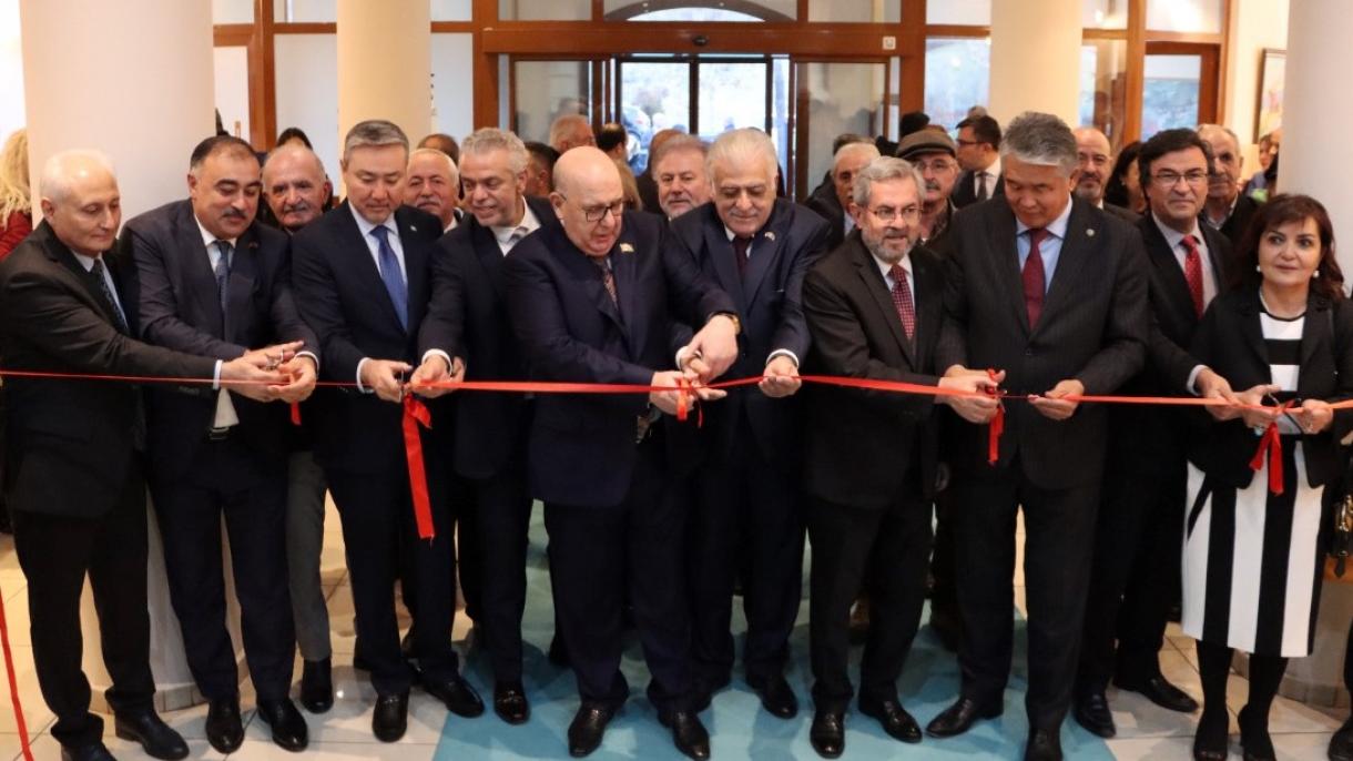 Heydər Əliyev və Türksoy sərgisi_03.jpeg