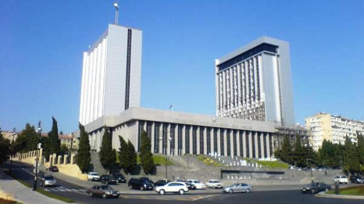 Azərbaycan Milli Məclisinə seçilən deputatların siyahısı