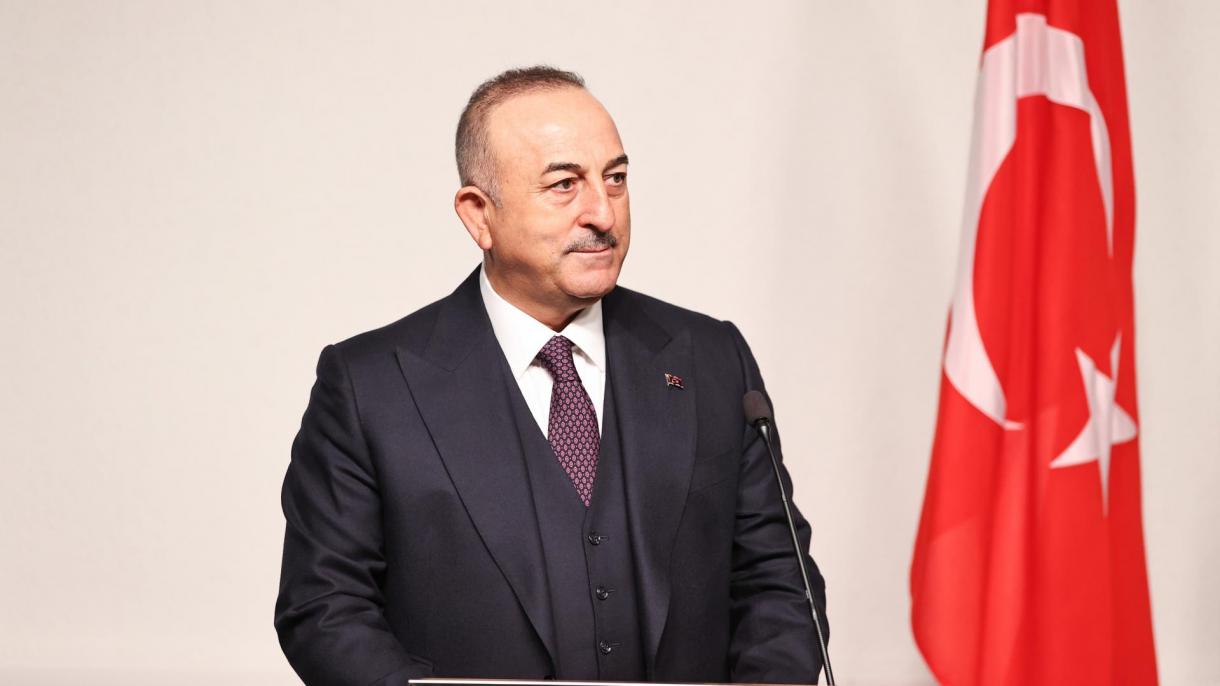 Çavuşoğlu: "Siamo in contatto con autorita' russe per la partenza delle navi turche bloccate"