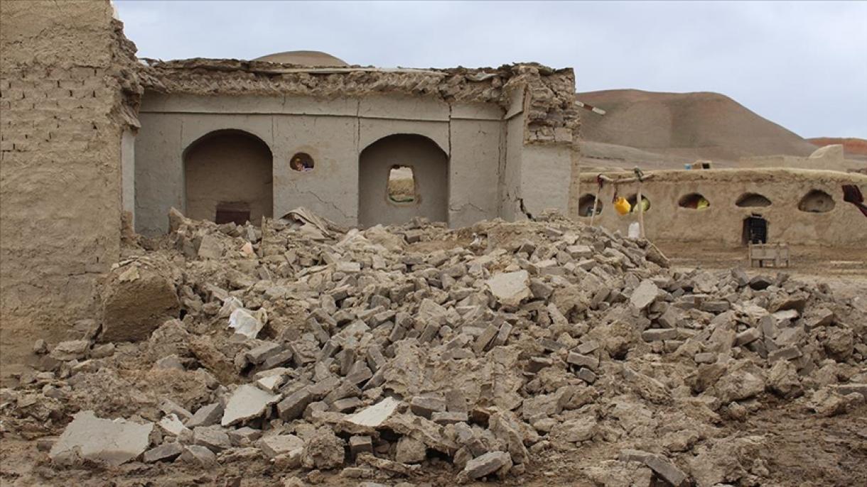 افغانیستان‌ و ایران‌دا زلزله