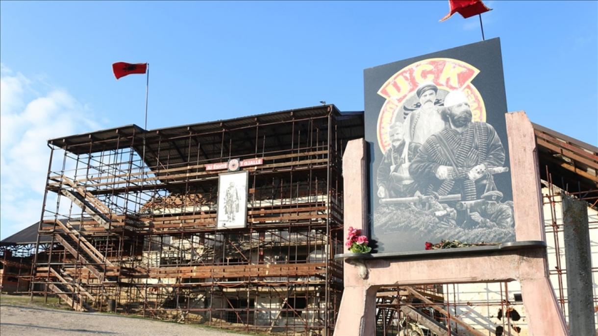 Komandanti legjendar Adem Jashari u kujtua në 23-vjetorin e rënies