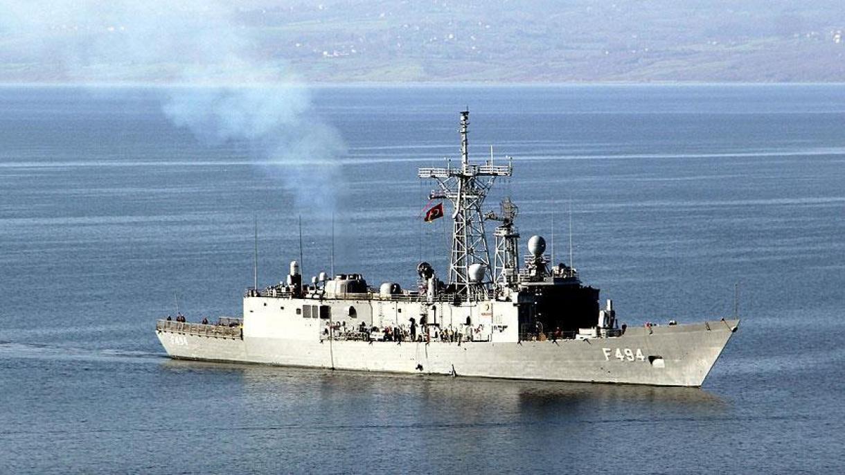 واکنش ایران به شلیک اخطار ناو آمریکایی به سوی قایق سپاه در خلیج