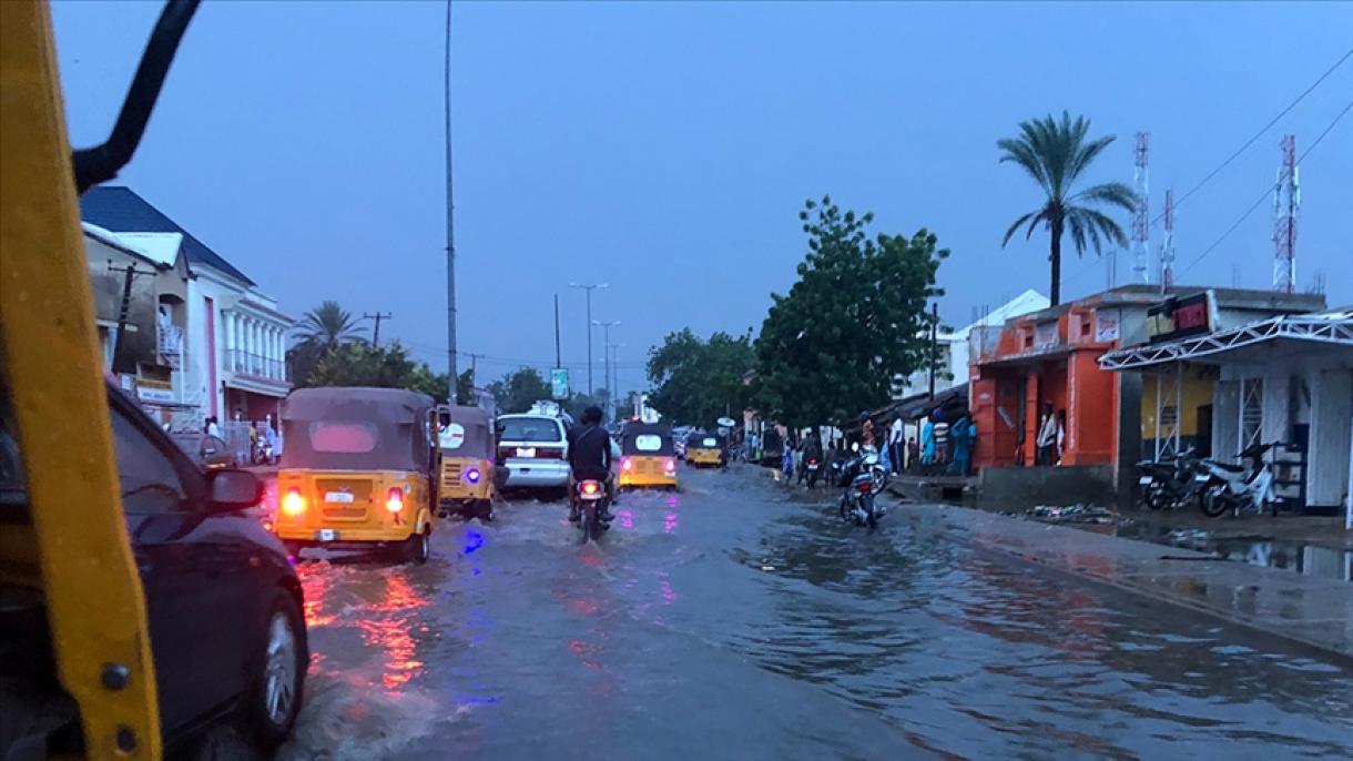سیل ناشی از بارش شدید باران در نیجریه قربانی گرفت
