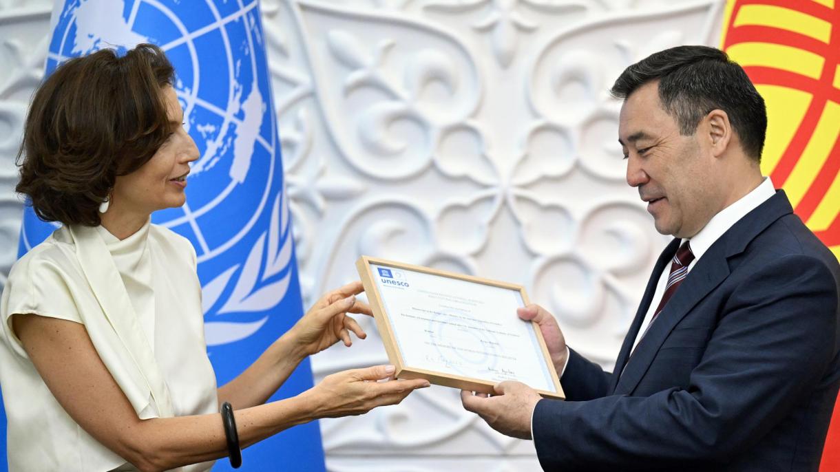 Decizia UNESCO cu privire la epopeea Manas