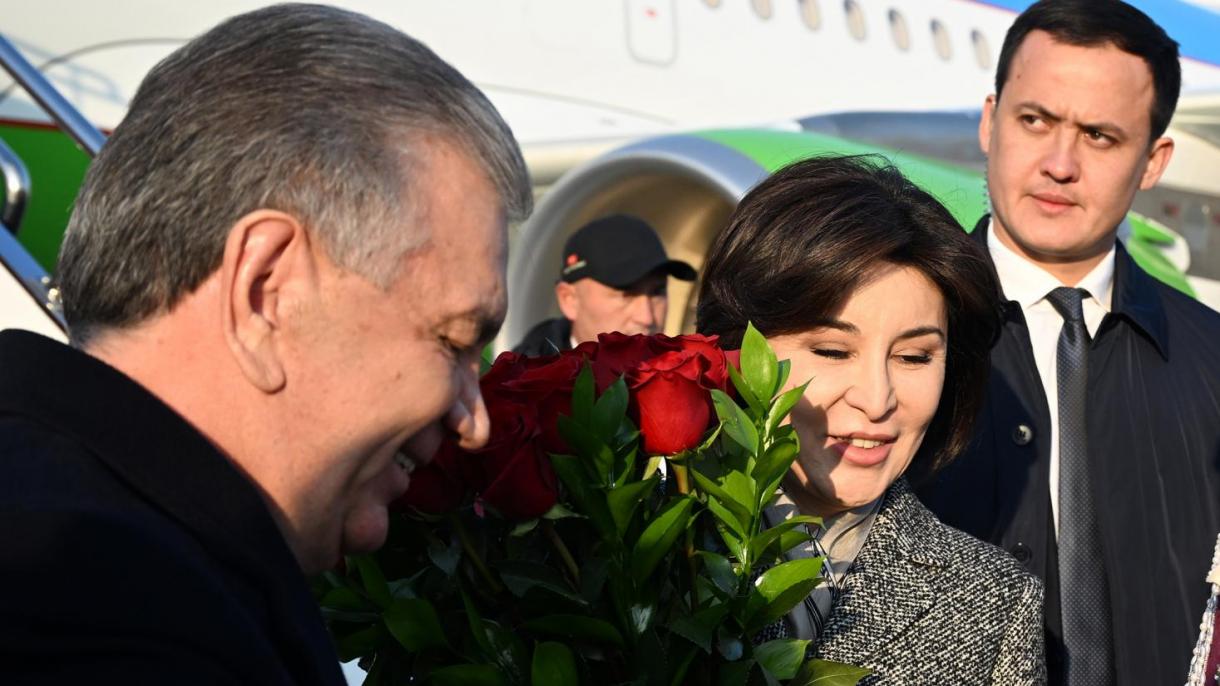 Şevket Mirziyoyev Kırgızistan'da.jpg