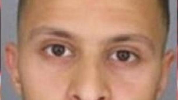 Qui est Salah Abdeslam: un petit caïd devenu extrémiste?